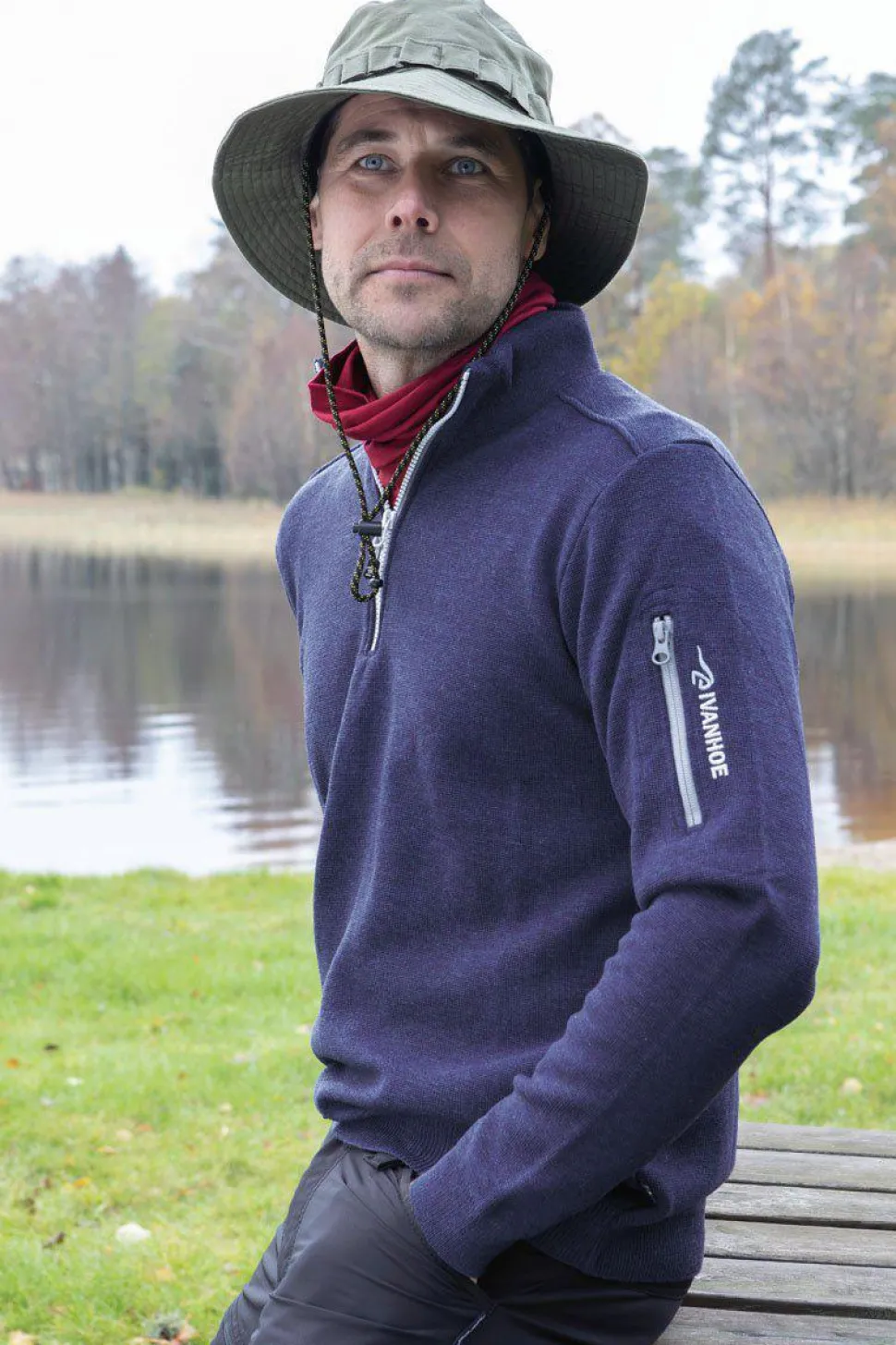 HADAR HALF ZIP, 100% EXTRA FINE MERINOULL — BLACK